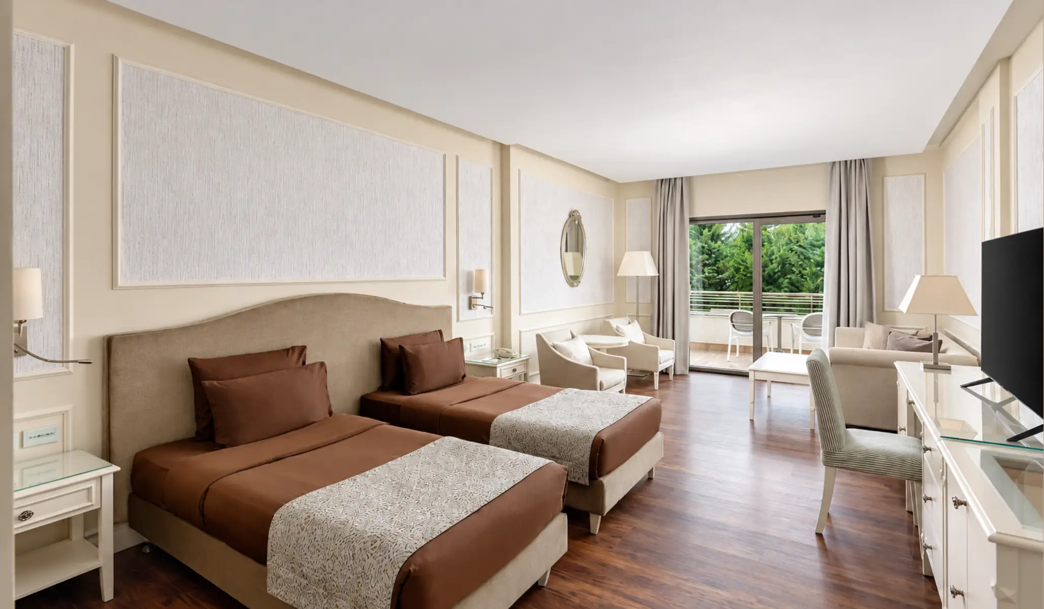 Junior Suite King/ Junior Suite Twin [2]